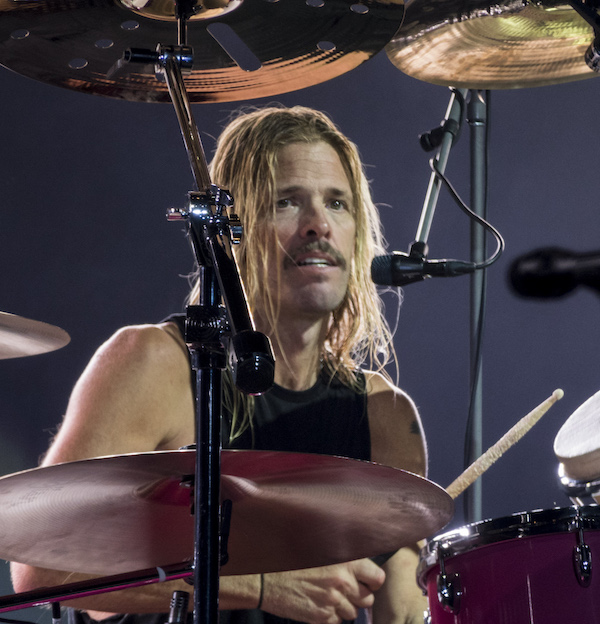 Taylor Hawkins på Lollapalooza, 2017. Foto: Raph_PH via Wikimedia Commons. CC BY 2.0