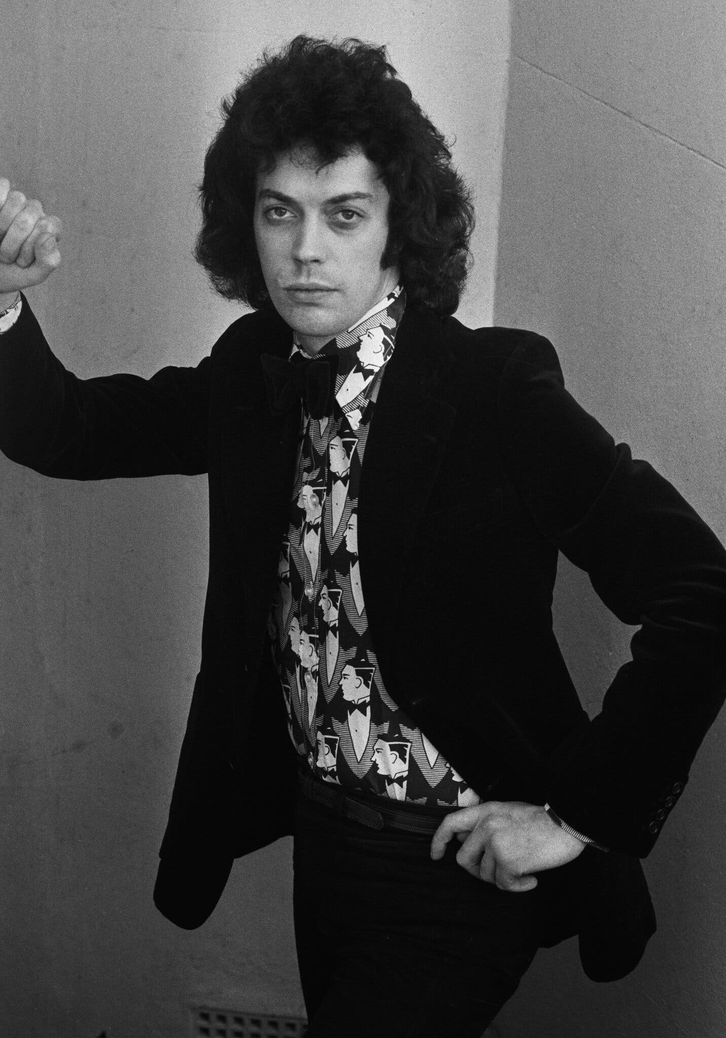 By Evening Standard/Hulton Archive, via Getty Images - Evening Standard/Hulton Archive, via Getty Images, Fair use, https://en.wikipedia.org/w/index.php?curid=84070233