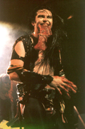 BLACKIE LAWLESS: Byr ikke på rått kjøtt denne gangen. 